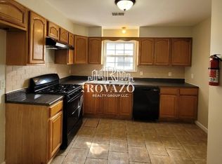 868 S 15th St #2AA, Newark, NJ 07108
