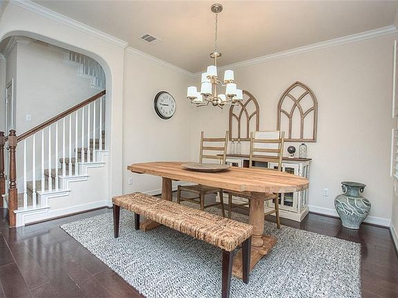 4th image of 208 Beretta Cir
