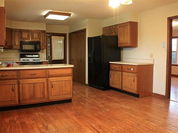 4th image of 3366 County Road 215