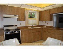 1st image of 4901 Village Gardens Dr