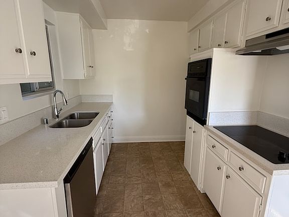 5th image of 855 10th St #108