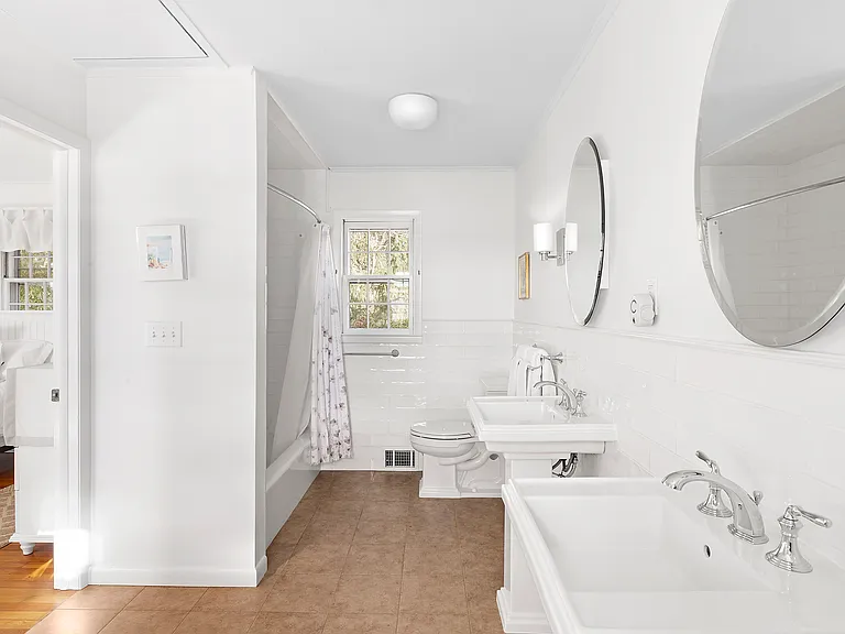 69 Ferry Rd — Photo 8