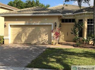 19464 SW 60th Ct, Fort Lauderdale, FL 33332