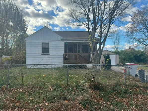 717 Tulip St, Vineland, NJ 08360