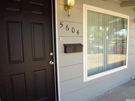 3rd image of 5604 Rosario Blvd