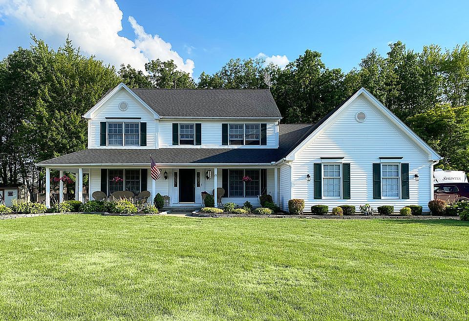 1st image of 25 Harmony Cir