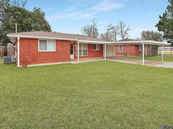 131 Chestnut St, Denham Springs, LA 70726