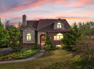 1606 Merlot Ct, Berea, KY 40403