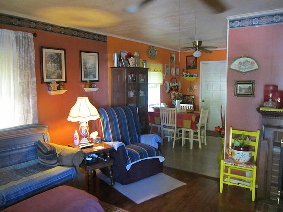 3rd image of 606 N 5th St