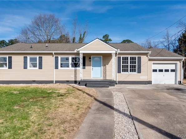 9 Cedarcroft Ct, Petersburg, VA 23805