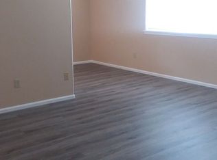 111 Crestview Ter, Cottage Grove, OR 97424