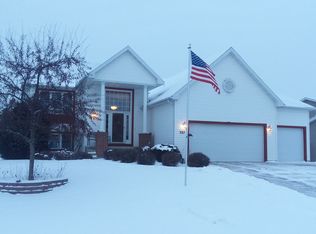 110 Lillie Ln SE, Pine Island, MN 55963