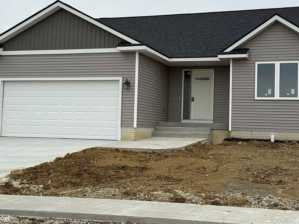 1st image of 425 N West View Dr