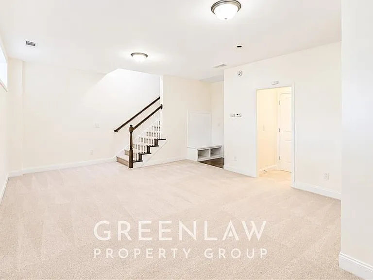 7403 Lowery Oak Dr — Photo 17