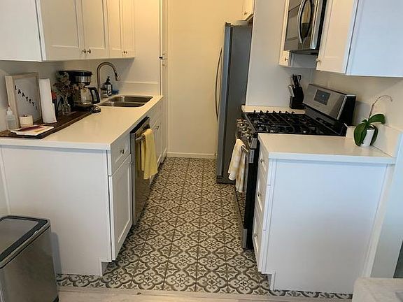 5th image of 2106 Pisani Pl #5