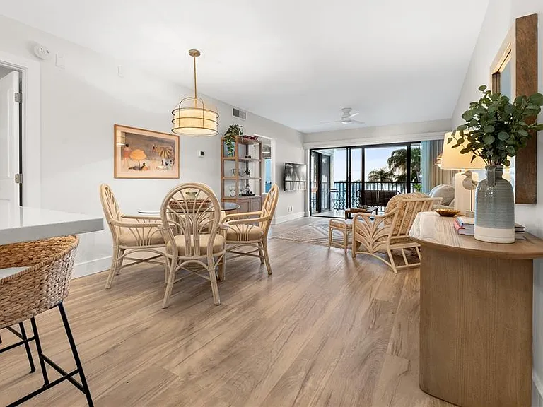 6287 Bahia Del Mar Cir #312 — Photo 19