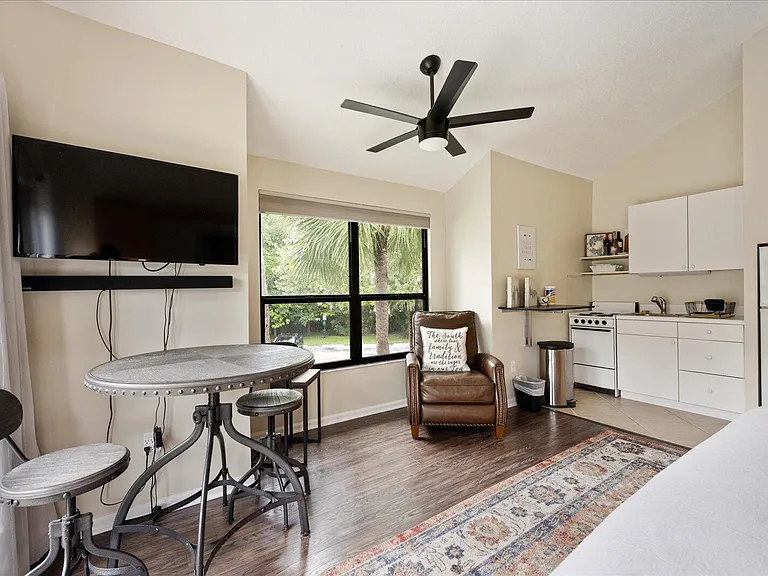 11863 Wimbledon Cir #539 — Photo 4