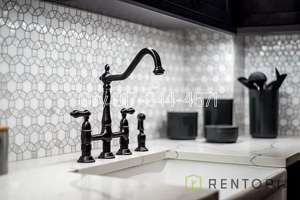 Rented by Rentopia | media 99