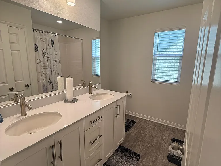 Bathroom 2 - Upstairs