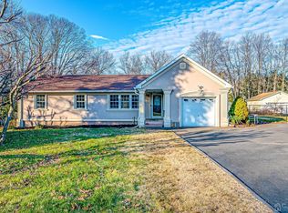 419 Hoffman Station Rd, Monroe Township, NJ 08831