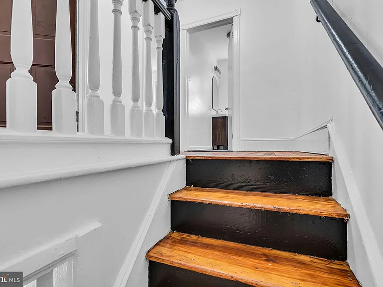 110 Delaware Ave — Photo 14