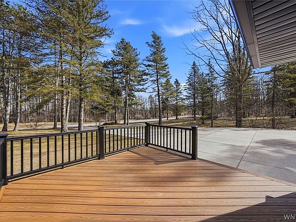 3rd image of 7228 Lower East Hill Rd