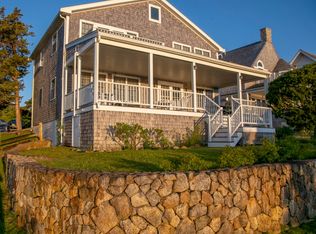 15 Mill Square Rd, Vineyard Haven, MA 02568