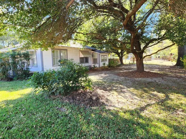 201 W Allen St, Mooringsport, LA 71060