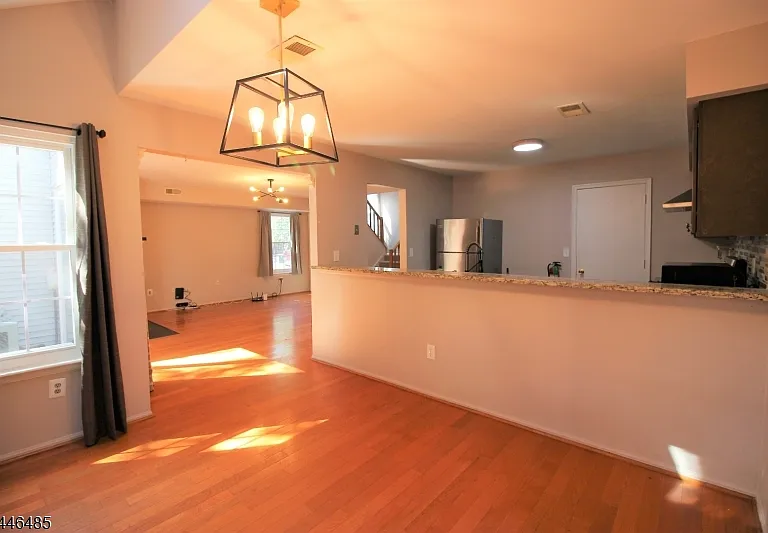 83 Winchester Way — Photo 10