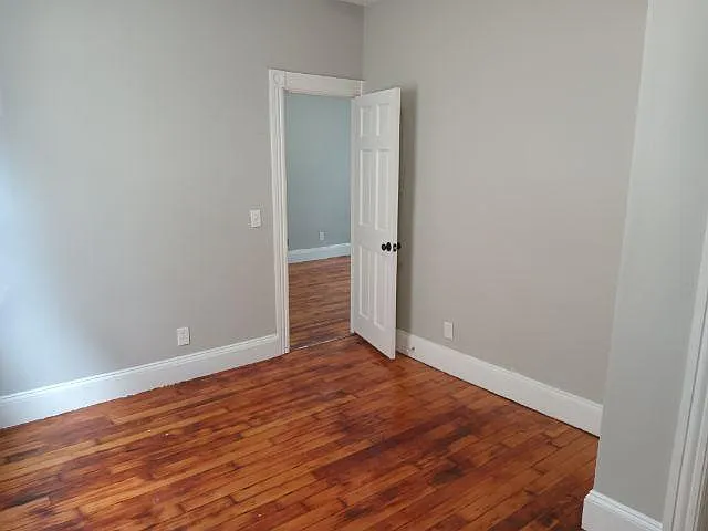 24 Pocasset Ave #1R — Photo 9