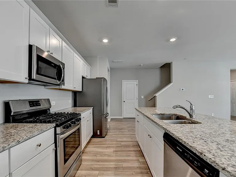 4335 Magpie Dr — Photo 26