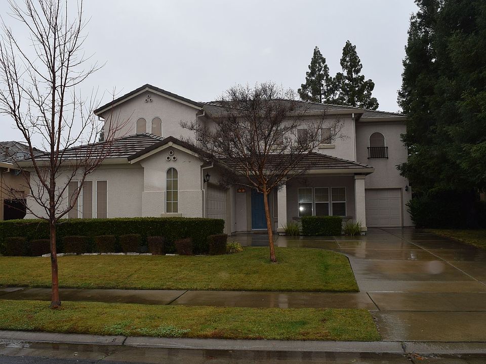 1st image of 34 Penelope Ct