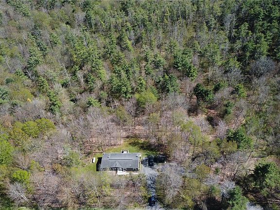 4th image of 470 Hornbeck Rd