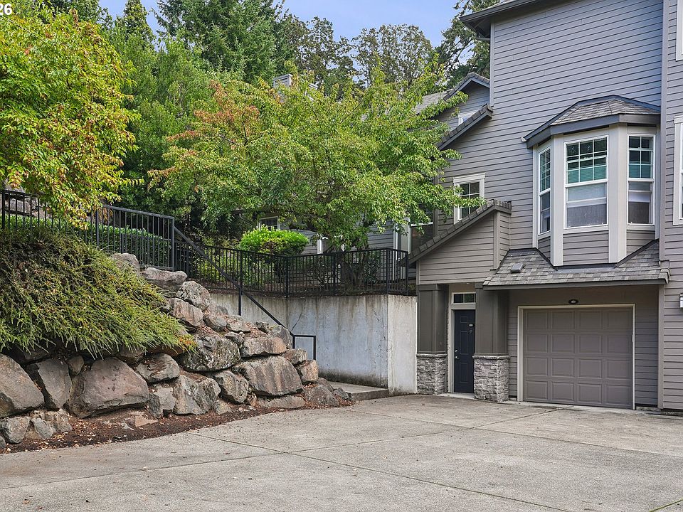 1st image of 810 Springtree Ln