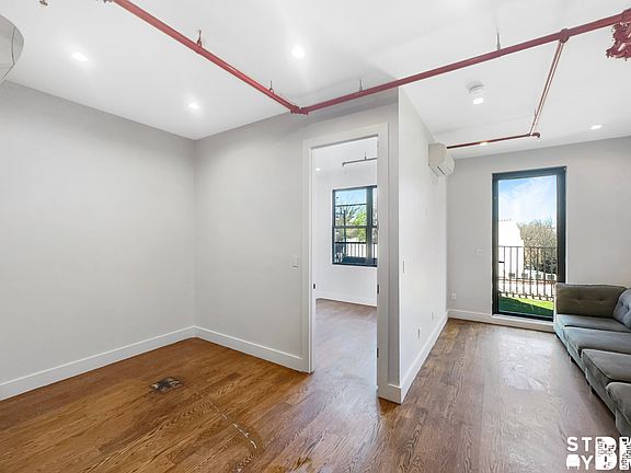 5th image of 1556 Fulton St #4R