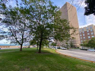 6700 S South Shore Dr APT 2B, Chicago, IL, 60649
