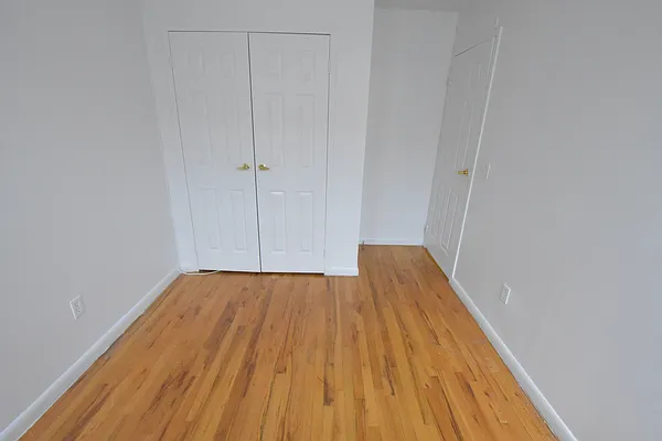 Rented by Clove Realty LLC | media 25