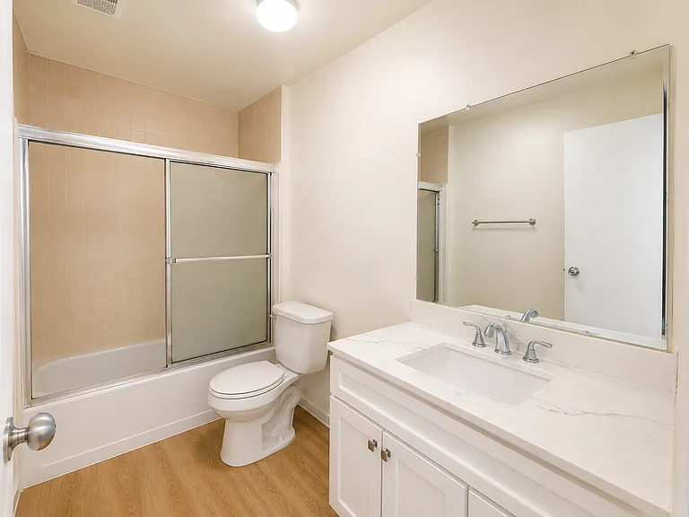 11438 Killion St #2 — Photo 6