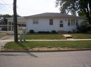 1108 Olive St, Highland, IL