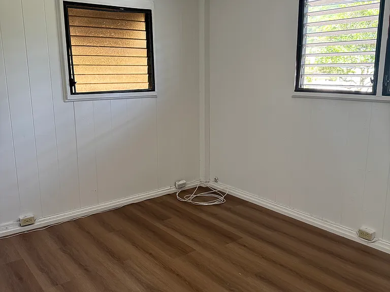 2046 Palolo Ave — Photo 3