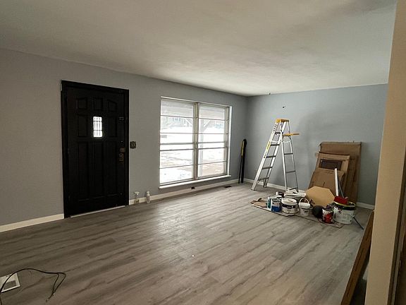 5th image of 1107 Dawn Valley Dr