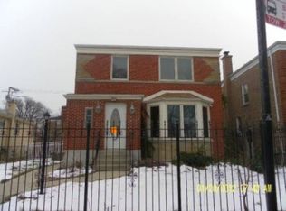 7453 N California Ave, Chicago, IL