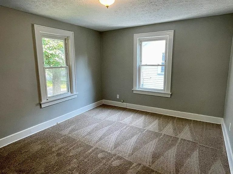 628 Glendora Ave — Photo 8