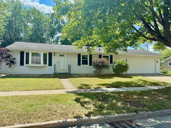 1135 W Marquette St, Appleton, WI 54914