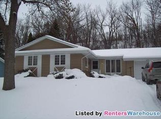 2340 Kewanee Way, Golden Valley, MN 55422