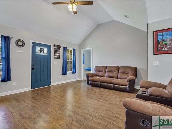 4th image of 85 Madison Avenue NE