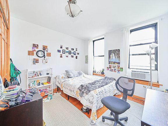 3rd image of 306 E 5th St APT 24