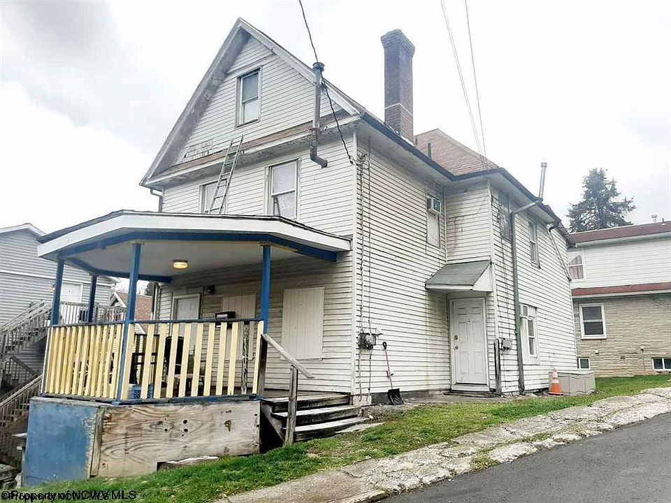 1st image of 751 Snider St