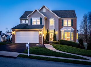 100 Stirling Dr, Pittsburgh, PA 15239