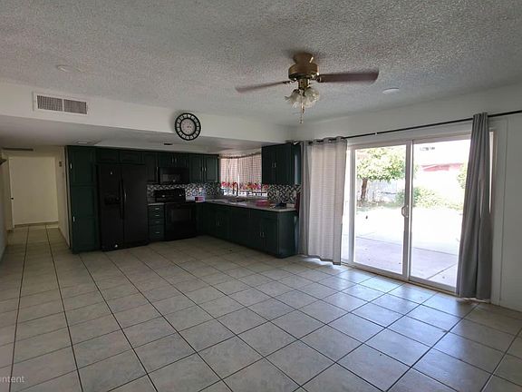 5th image of 10031 N 48th Dr